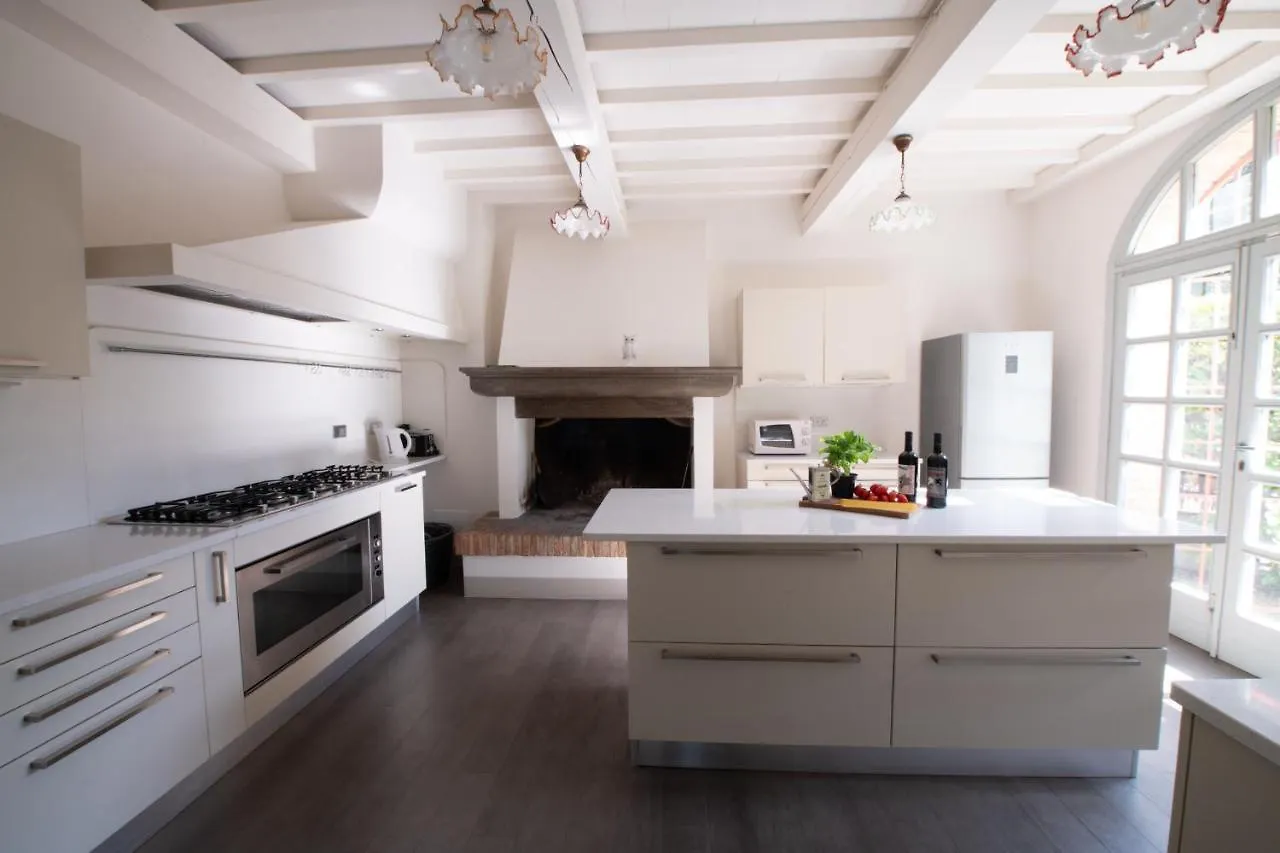 La Rimessa Experience-Dream Holiday Home Montaione Italien