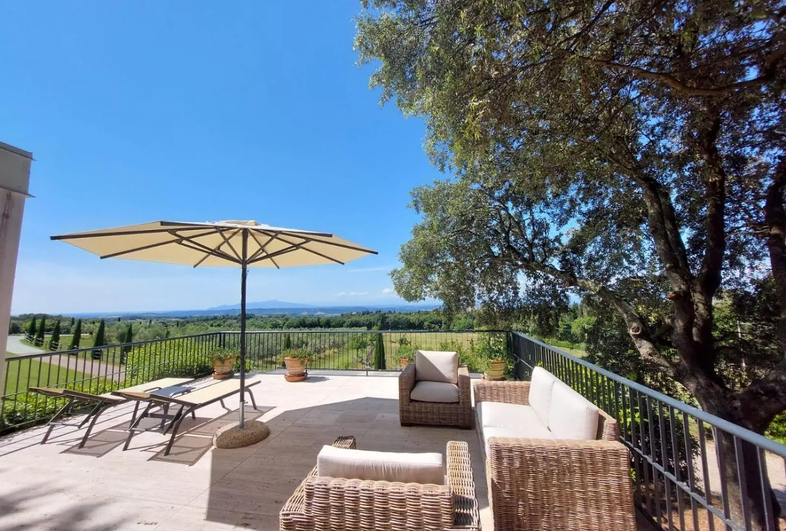 La Rimessa Experience-Dream Holiday Home Montaione Italy