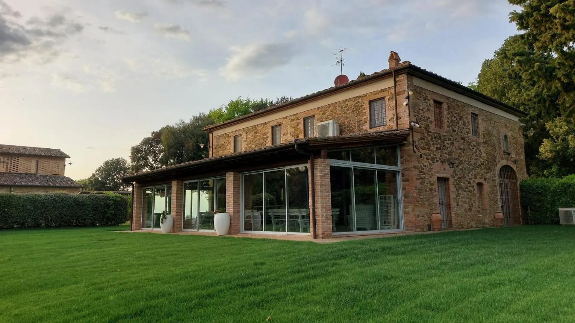 La Rimessa Experience-Dream Holiday Home Montaione